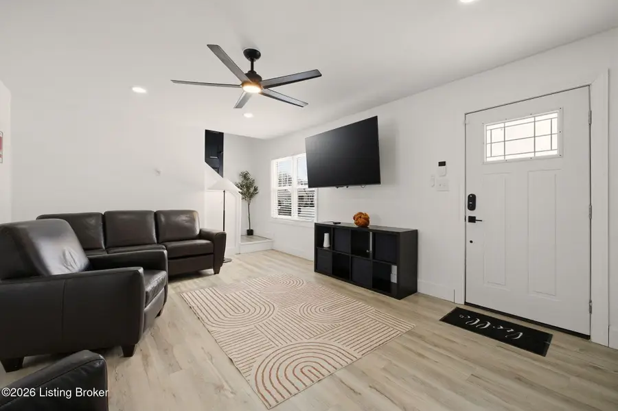 227 Gheens Ave, Louisville, KY 40214 - #3