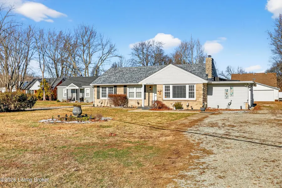 3705 S South Park Rd, Louisville, KY 40219 - #3