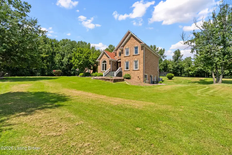 7801 Saint Anthony Woods Ct, Louisville, KY 40214 - #3