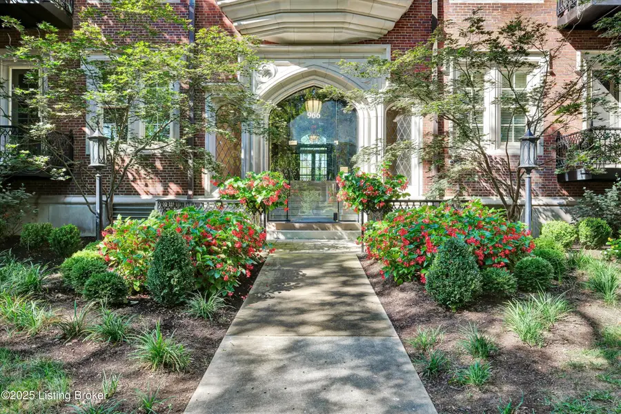 966 Cherokee Rd #205, Louisville, KY 40204 - #2