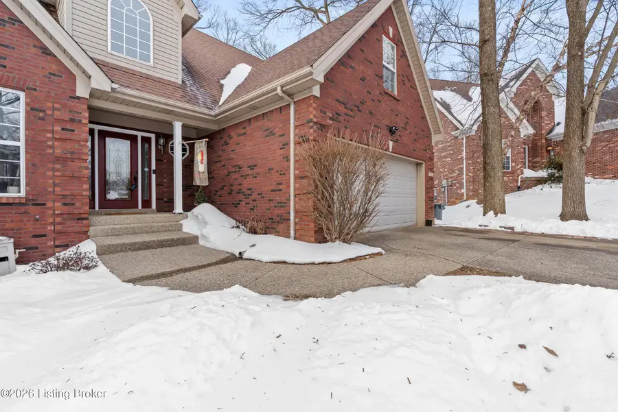 7103 Welchire Falls Dr, Louisville, KY 40228 - #2