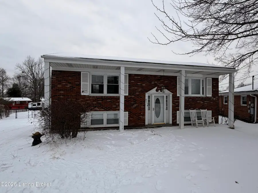 6114 Moorhaven Dr, Louisville, KY 40219 - #2