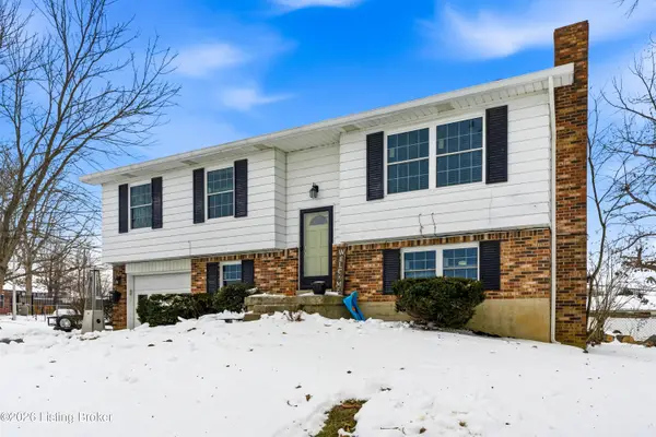 907 Rhonda Ct, Radcliff, KY 40160