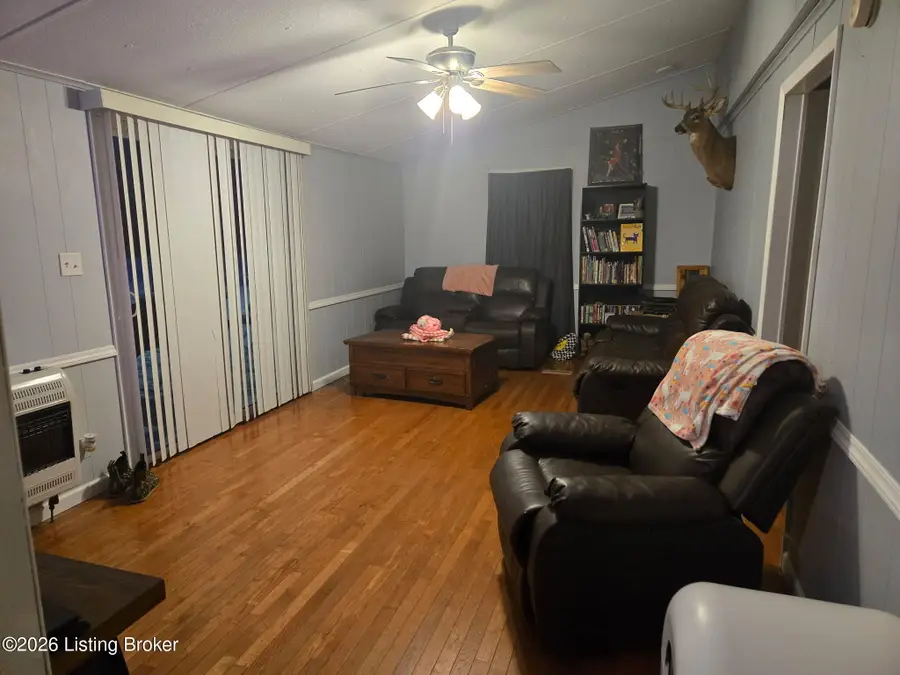 1050 Green Valley Ranch Rd, Battletown, KY 40104 - Image #3