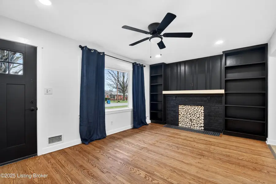 7919 Daffodil Dr, Louisville, KY 40258 - #3