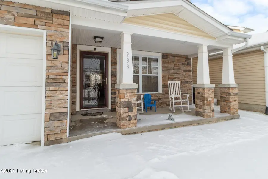933 Applecross Dr, Lexington, KY 40511 - Image #2