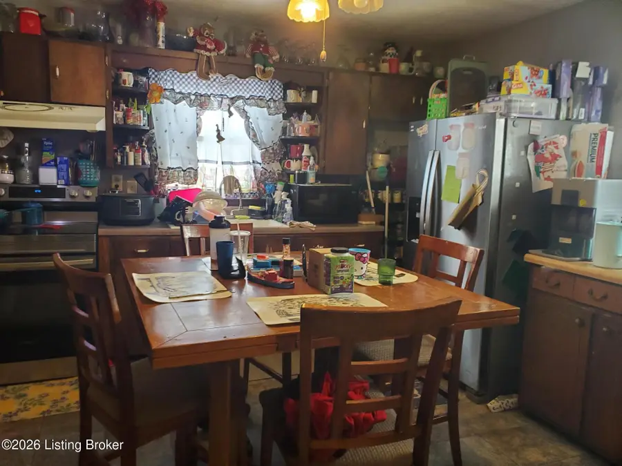 350 Sinks Rd, Caneyville, KY 42721 - #2