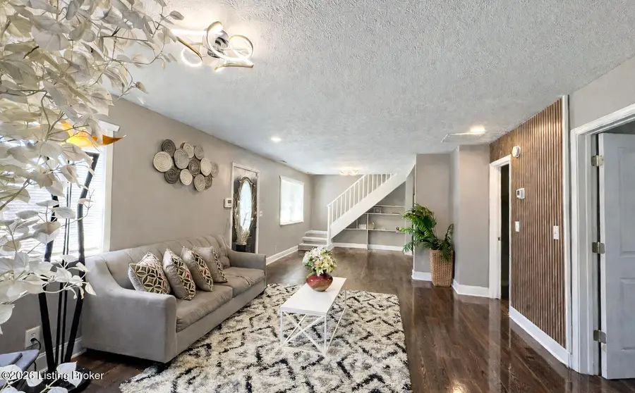 3276 Cave Hill Rd, Munfordville, KY 42765 - #3