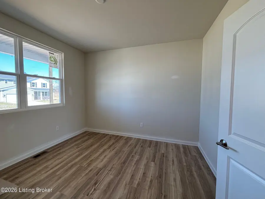 256 Ardmore Crossing Dr, Shelbyville, KY 40065 - #3