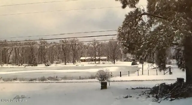 3950 Old Mill Rd, Brandenburg, KY 40108 - #1