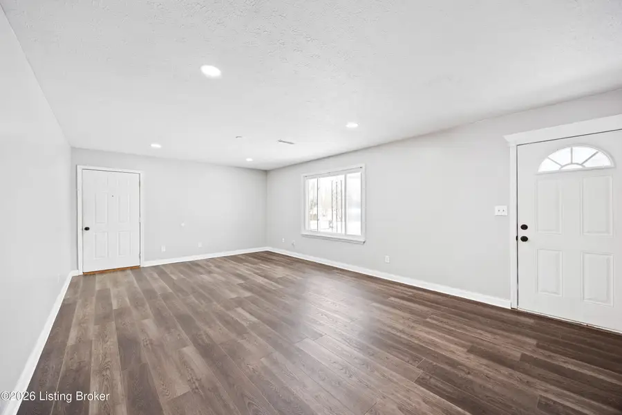 1617 W Crocus Dr, Radcliff, KY 40160 - #3