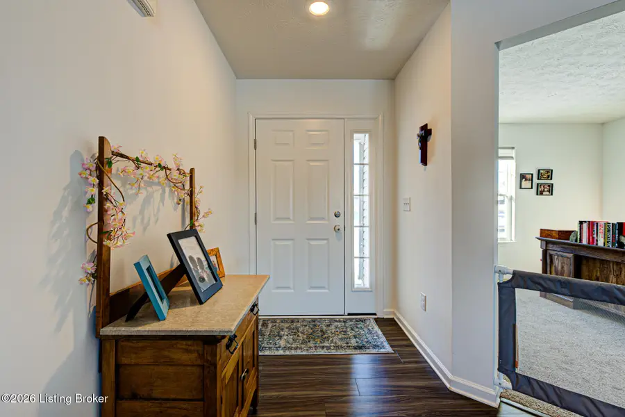 2093 Carnegie Dr, Shelbyville, KY 40065 - #3