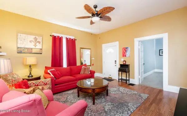 10101 Snively Ave, Jeffersontown, KY 40299