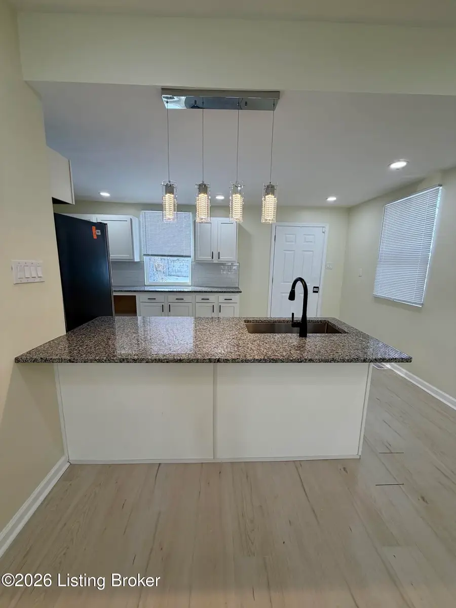 100 S 46th St, Louisville, KY 40212 - Image #3