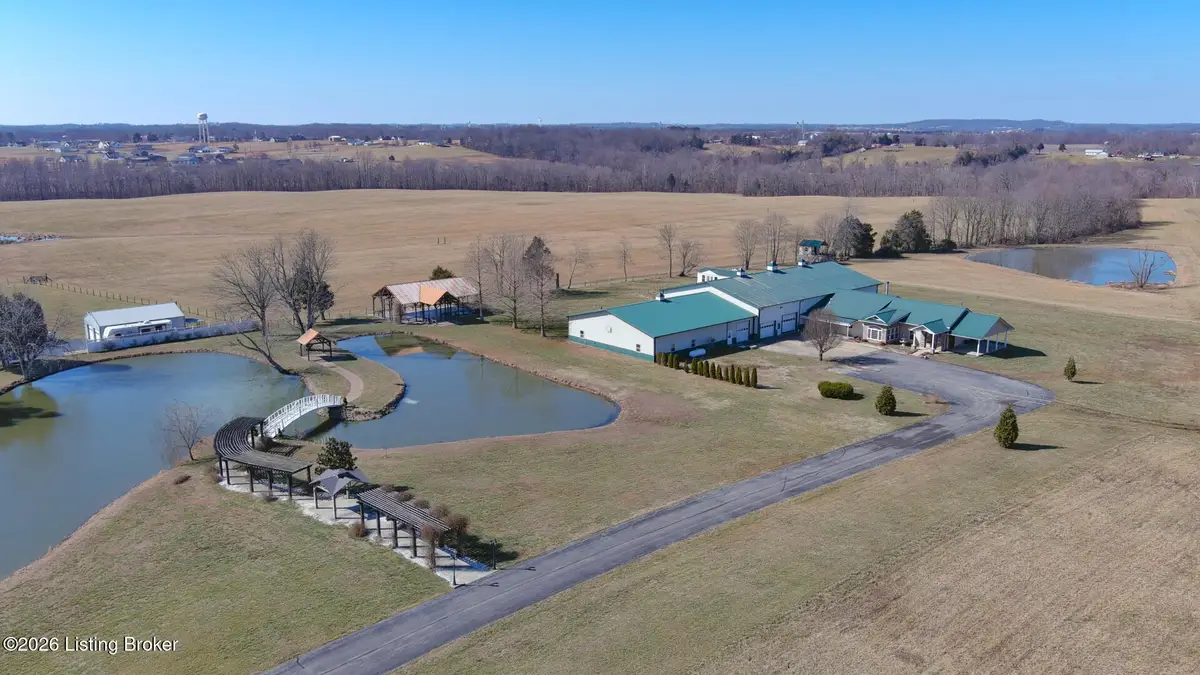 379 Clark School Rd, Clarkson, KY 42726 - #1