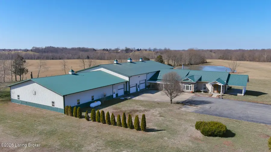 379 Clark School Rd, Clarkson, KY 42726 - #2