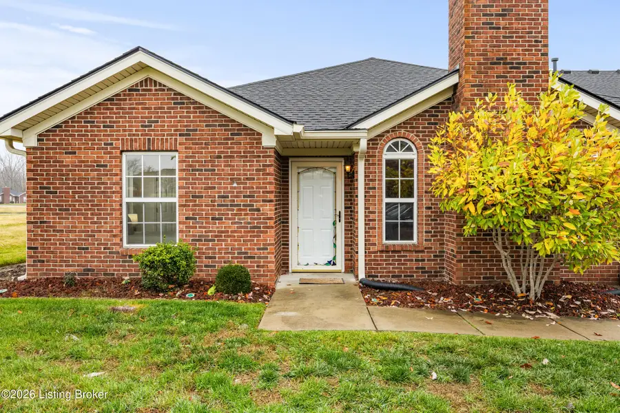 11403 Ridge Lake Dr, Louisville, KY 40272 - Image #3