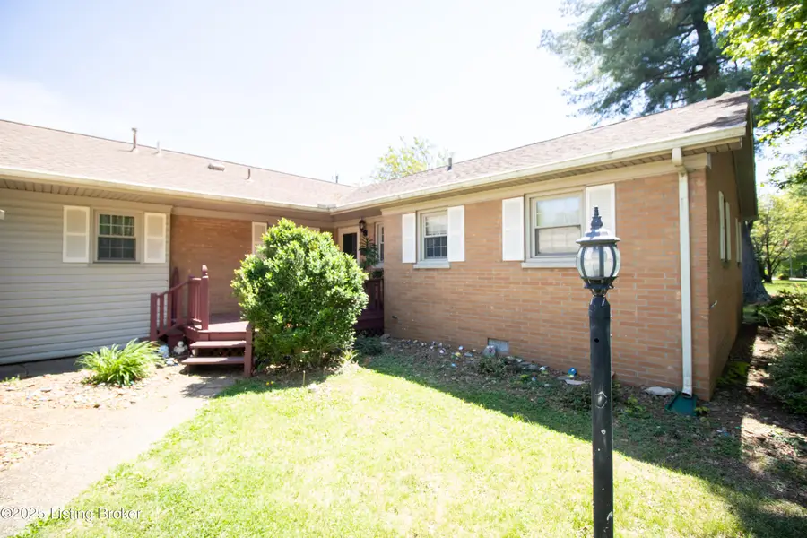 405 Wallace Ave, Leitchfield, KY 42754 - #3