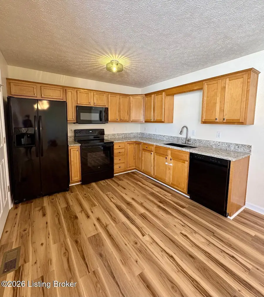 1123 Summit Dr, Shelbyville, KY 40065 - #3