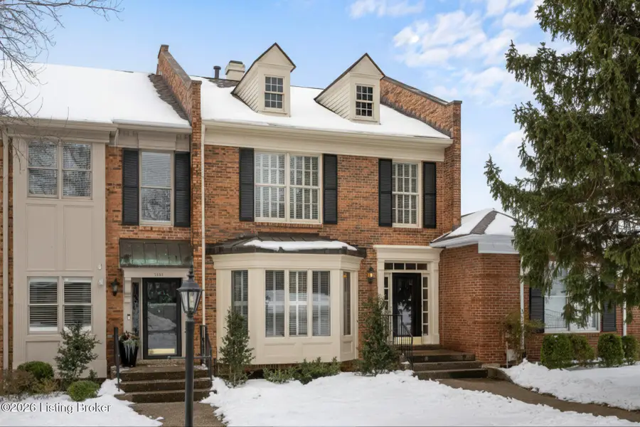 1330 Navajo Ct, Louisville, KY 40207 - #2