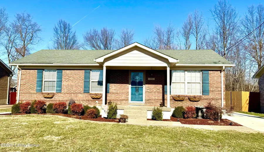 302 Bucky Burton Dr, Louisville, KY 40229 - #2