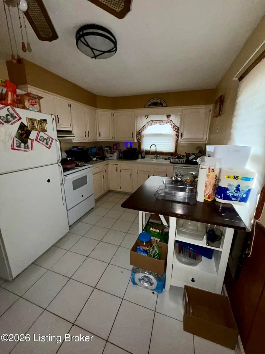 1424 Delmar Ln, Louisville, KY 40216 - #2