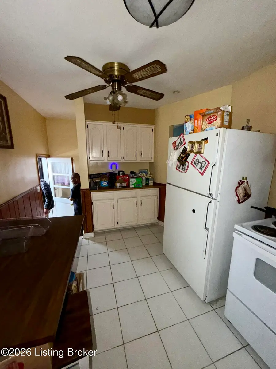 1424 Delmar Ln, Louisville, KY 40216 - #3