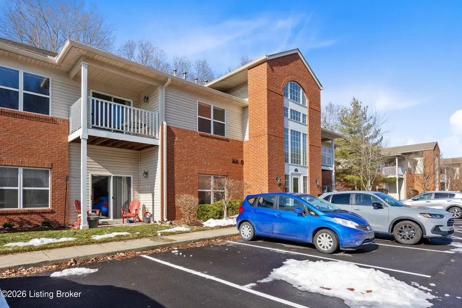 9106 Hawthorne Pointe Dr #UNIT 102, Louisville, KY 40272 - #3