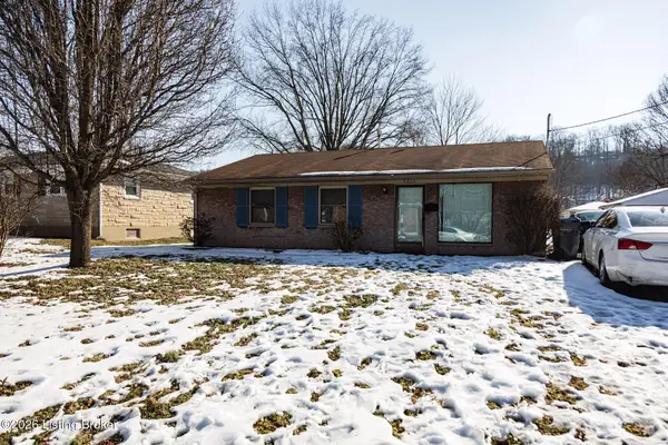 5015 Lesabre Dr, Louisville, KY 40216