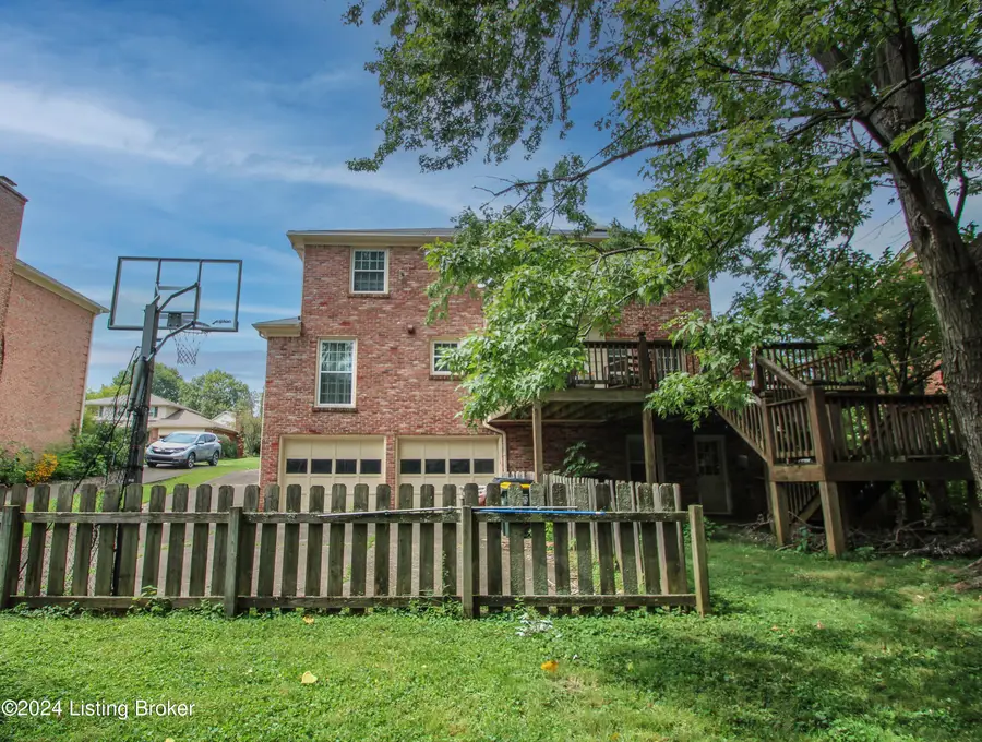 12108 Greenvalley Dr, Douglass Hills, KY 40243 - #2