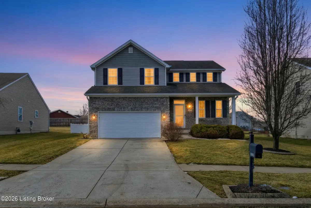 12004 Longview Farm Dr, Louisville, KY 40299 - #1