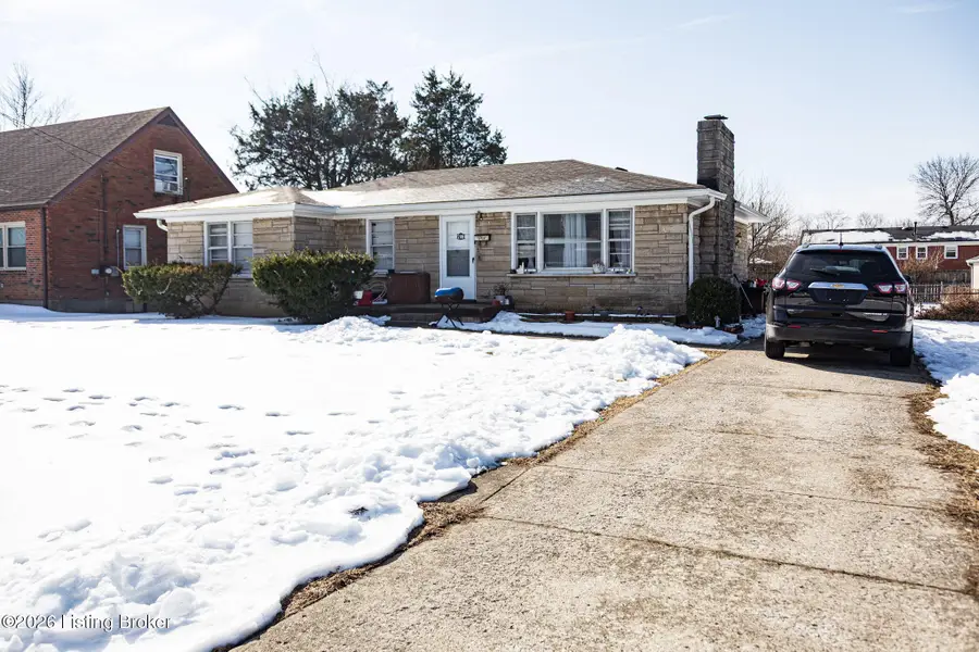 206 Harpers Ferry Rd, Louisville, KY 40214 - #2