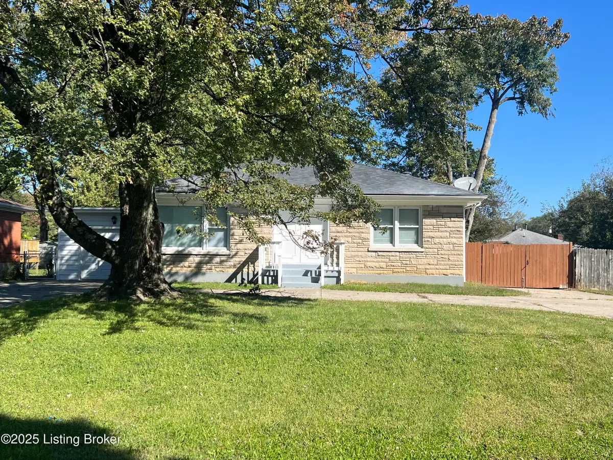 2231 Peaslee Rd, Louisville, KY 40216 - #1