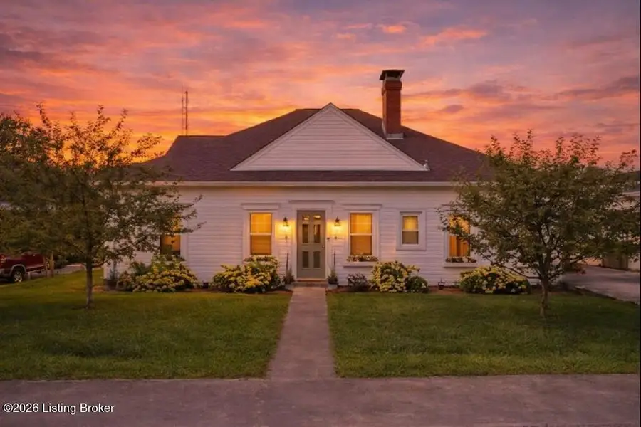 212 Covington Ave, Springfield, KY 40069 - #2