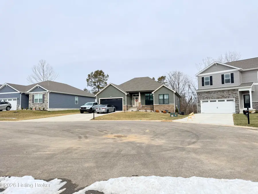 6410 Meadow Creek Ct, Louisville, KY 40229 - #3