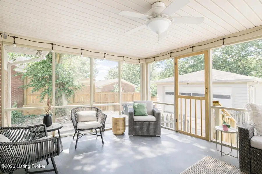 904 Ahland Rd, Louisville, KY 40207 - #2