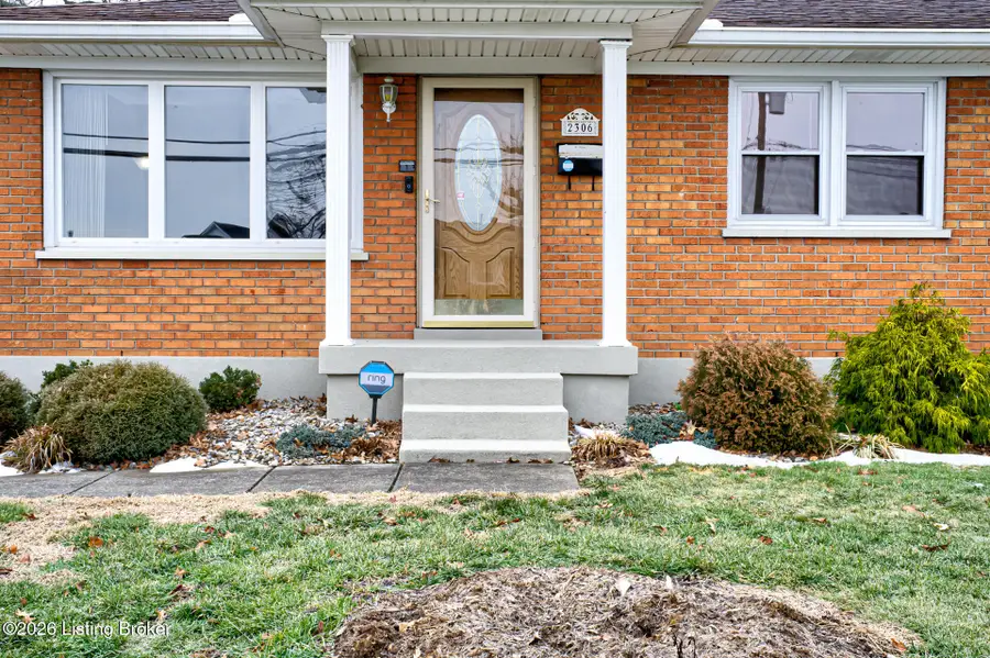 2306 Marguerite Dr, Louisville, KY 40216 - #3