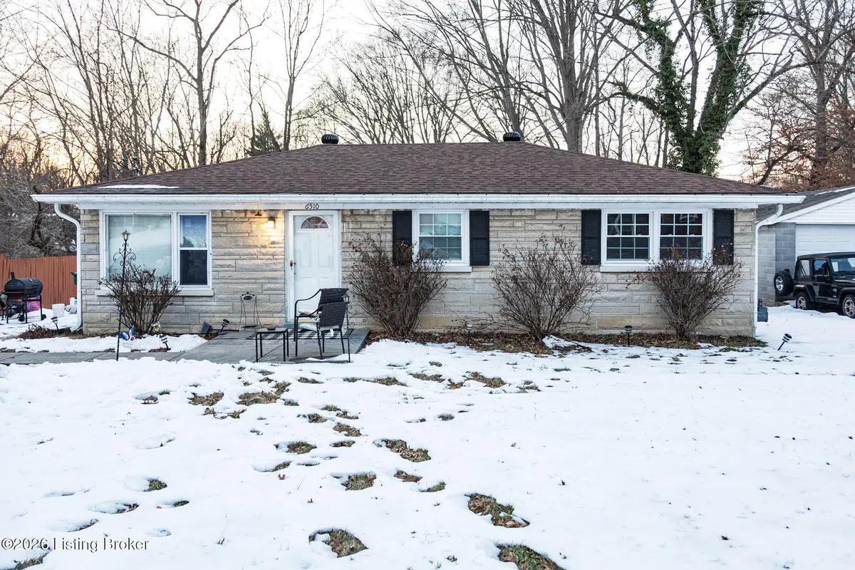 6510 Huff Ln, Louisville, KY 40216 - #1