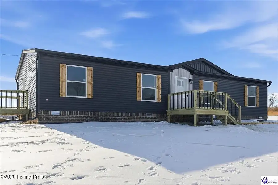 4444 Woodland Rd, Vine Grove, KY 40175 - #2