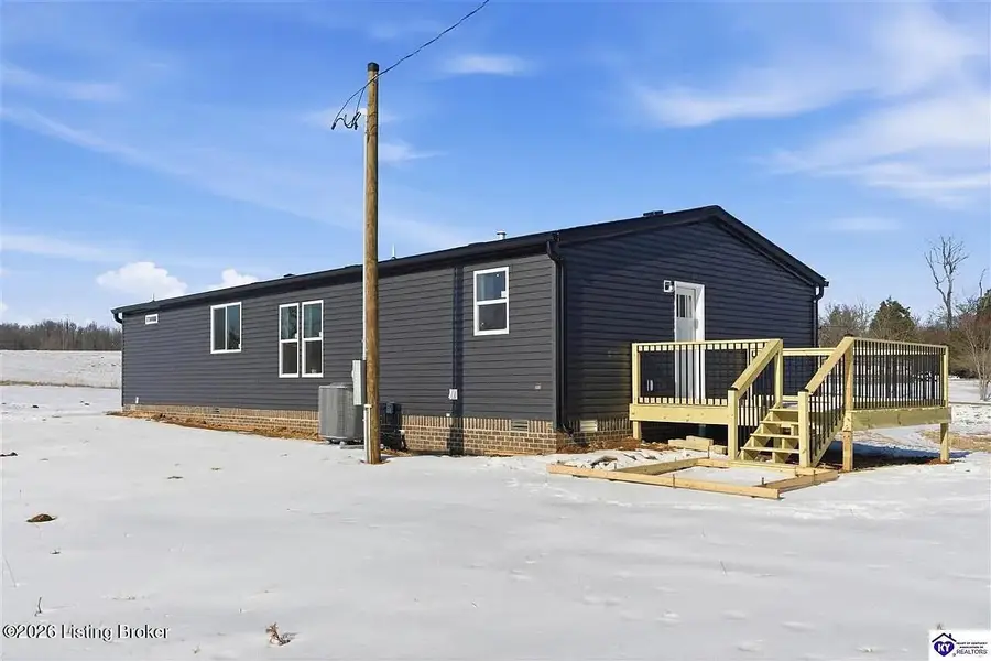 4444 Woodland Rd, Vine Grove, KY 40175 - #3