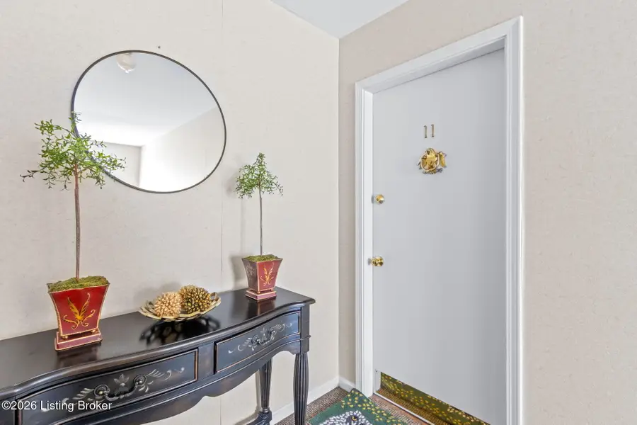 521 Zorn Ave #APT G11, Louisville, KY 40206 - #3