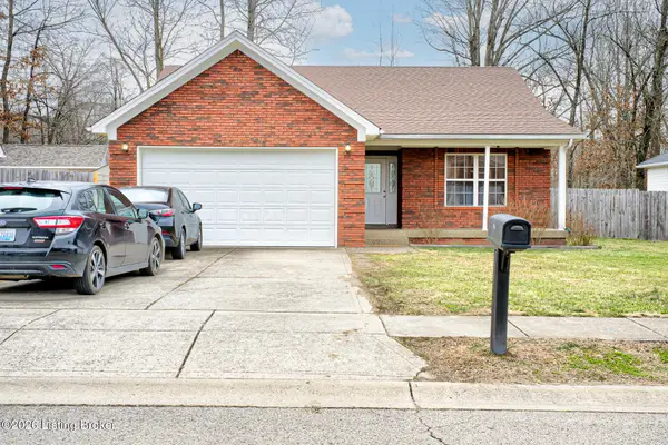 525 Shady Glen Cir, Shepherdsville, KY 40165