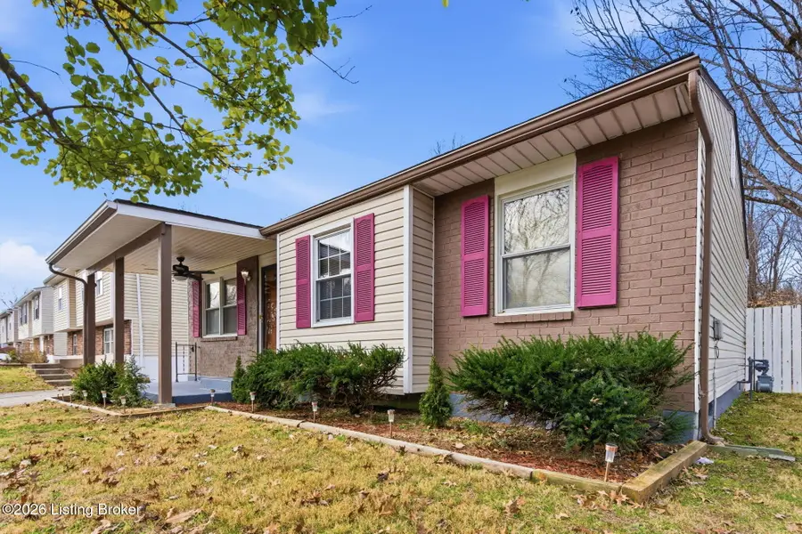 8702 Bost Ln, Louisville, KY 40219 - #2