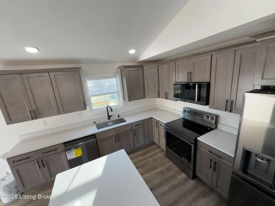 15 Chett Ln, Clarkson, KY 42726 - #3