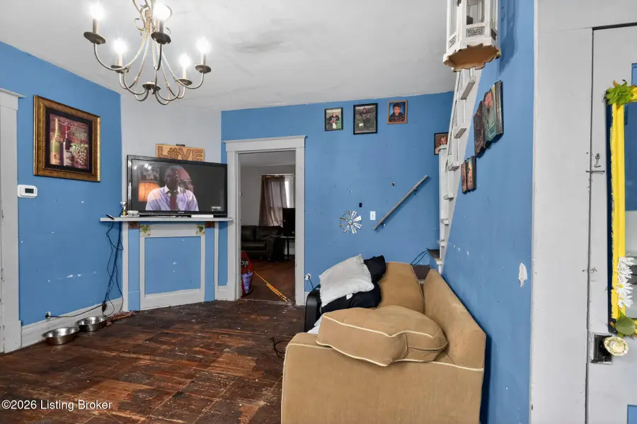 117 E Halstead Ave, Bardstown, KY 40004 - #3