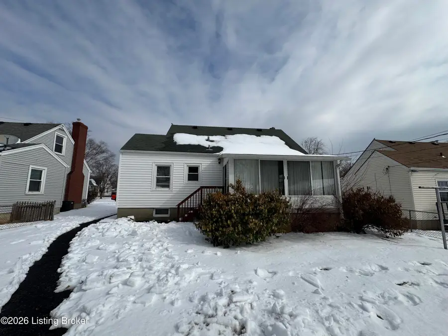 3122 Plover Rd, Louisville, KY 40213 - #2