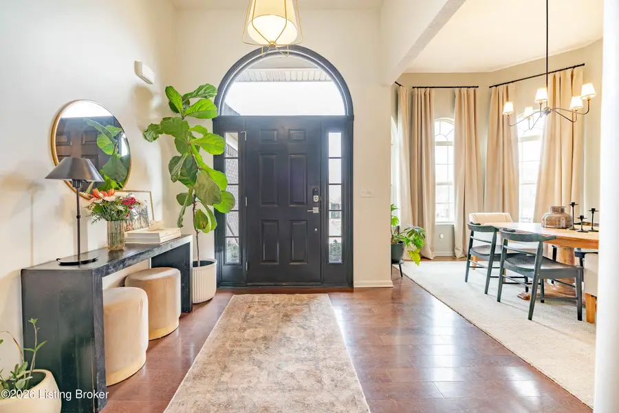 17401 Westbury Dr, Louisville, KY 40245 - #2