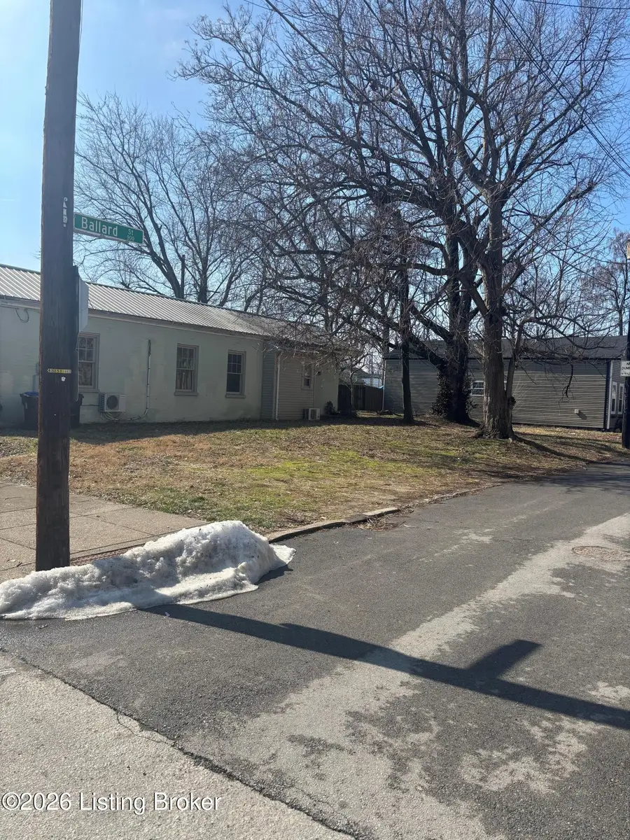 316 S Wenzel St, Louisville, KY 40204 - #2