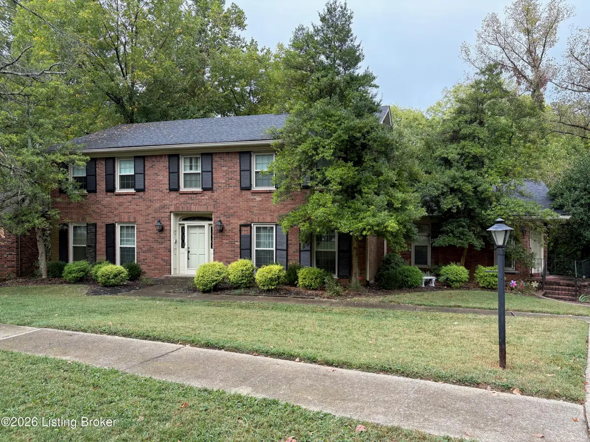 2108 Bainbridge Row Dr, Louisville, KY 40207 - #1