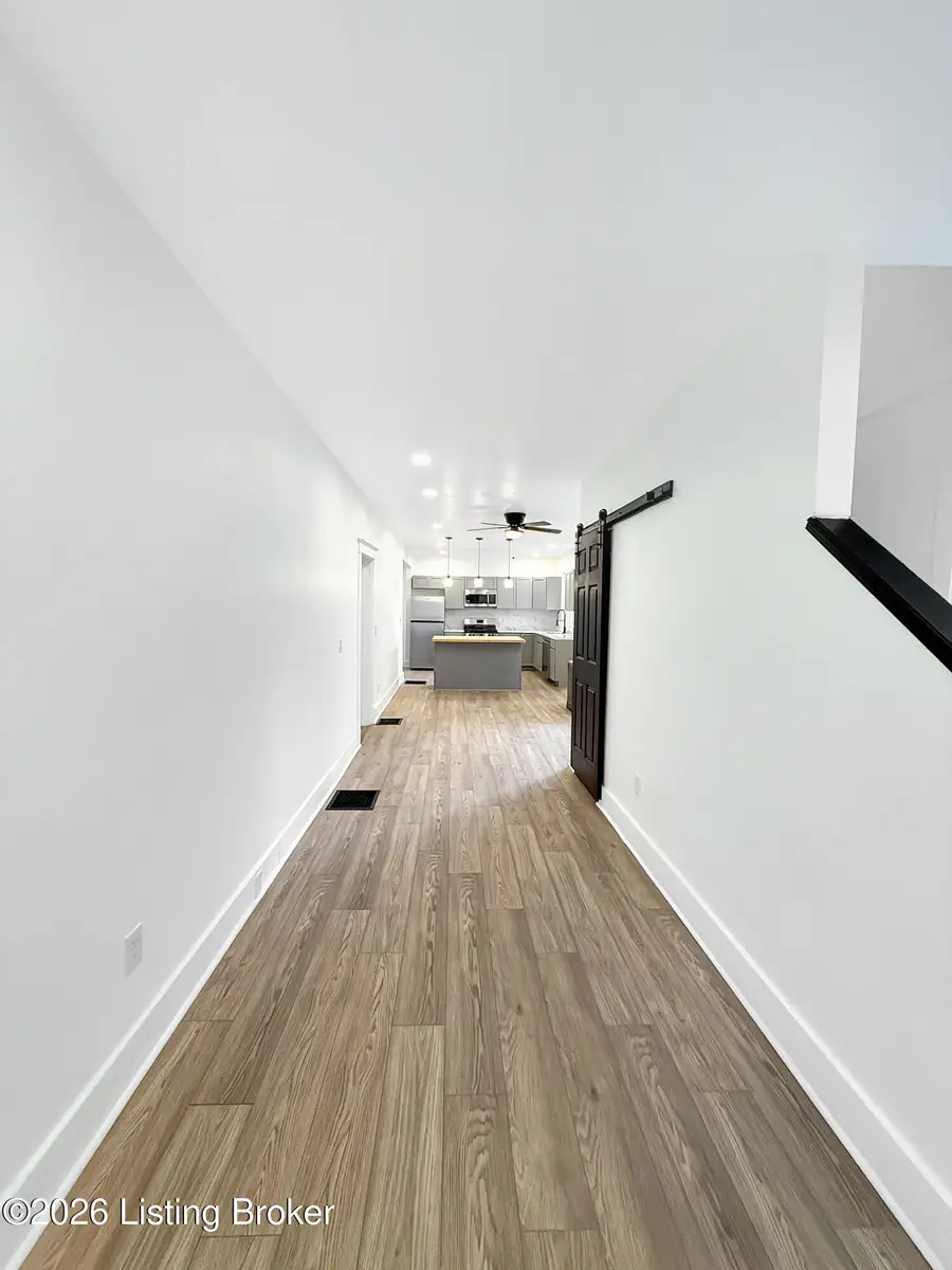 237 Glendora Ave, Louisville, KY 40212 - #3